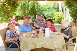 Rafi-Oldagehome9-5-180288Med